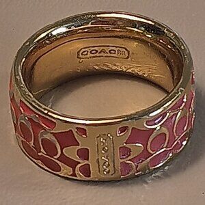 Coach Signature 'Miranda' Salmon Coral Pink Enamel Band Ring sz 7.5